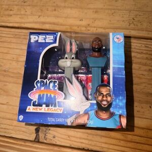 PEZ Space Jam Candy Dispenser Set - Bugs Bunny & Basketball Player